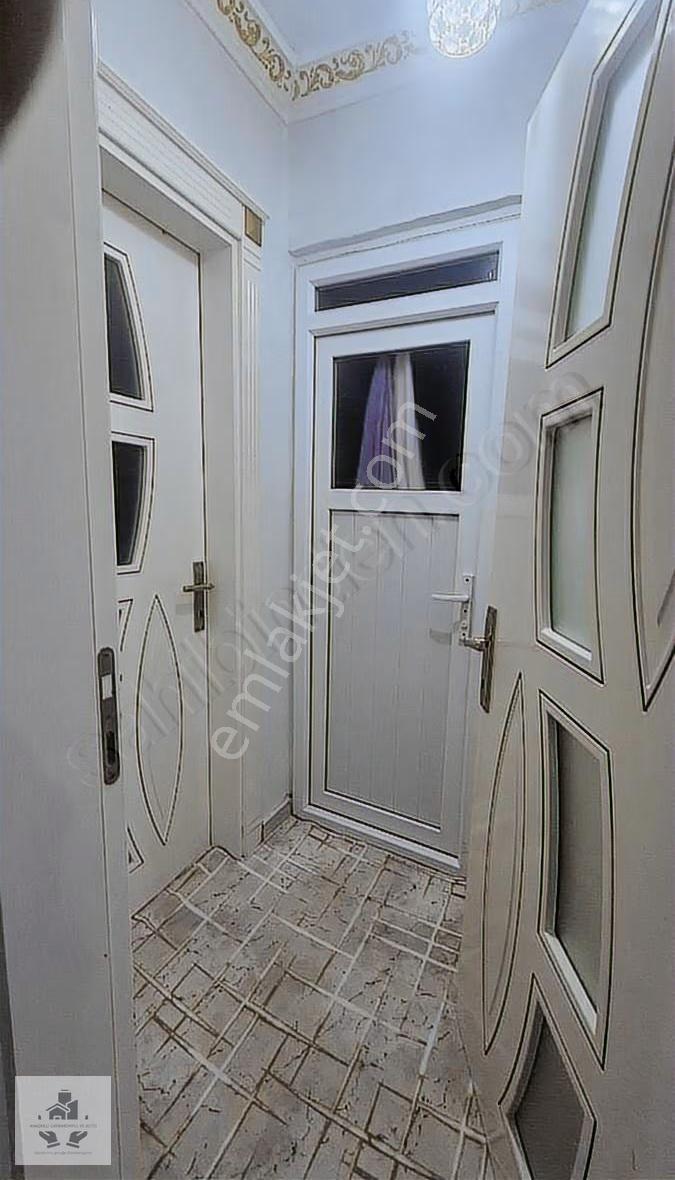 Güneş Mahallesinde Satlık 3 Katlı Müstakil Ev - Görsel 2