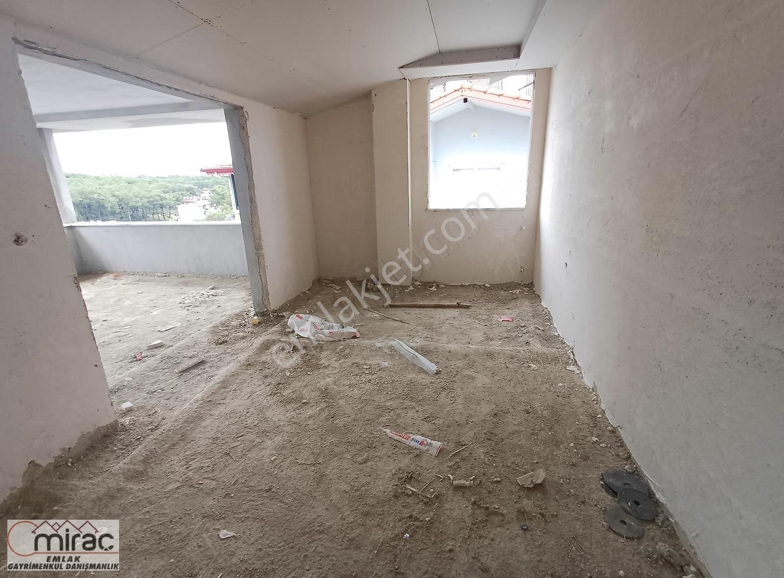 Manavgat Sarılarçamlık Mevkisinde Mükemmel Dubleks - Görsel 2