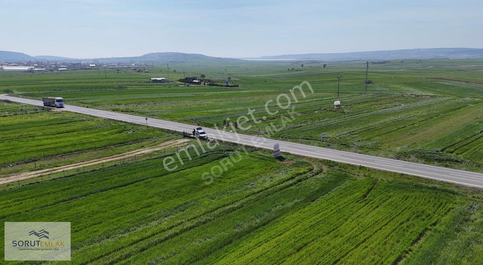 Mecidiye Köy Girişinde Ana Yola Cepheli 1660 M² Satılık Tarla - Görsel 21