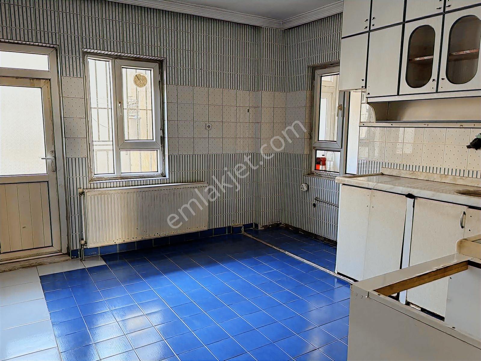 Alaaddin Okçu K İ R A L I Y O R Diyarbakır Cad. 3+1 Ofis - Görsel 16