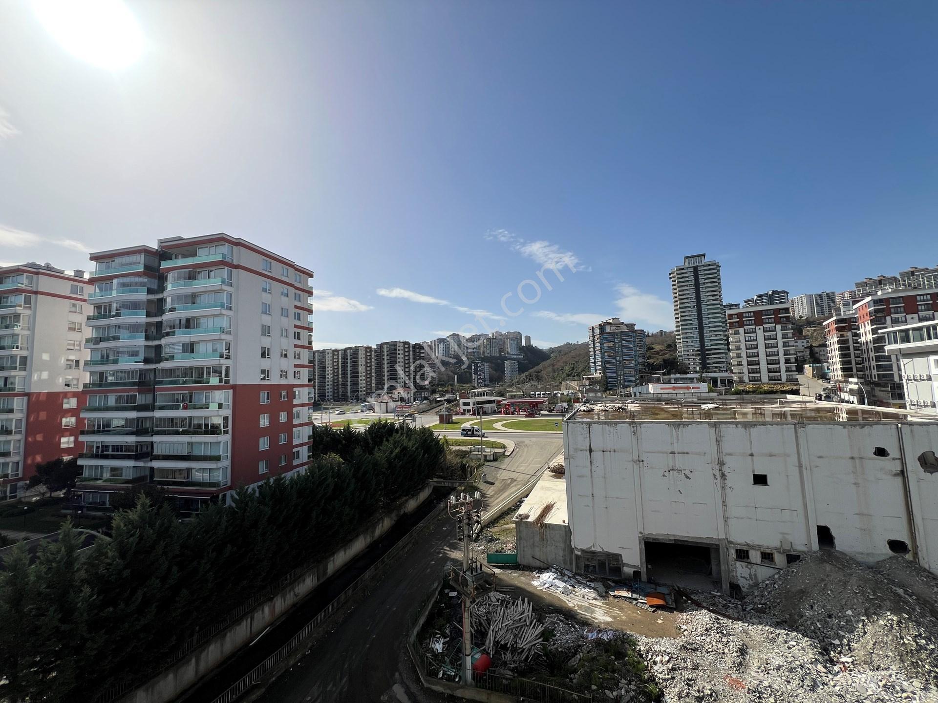 Trabzon Yalıncak'da Ki̇ralik 4+1 Sifir Dai̇re, Deni̇z Manzarali, Lüks Si̇te İçi̇nde - Görsel 21