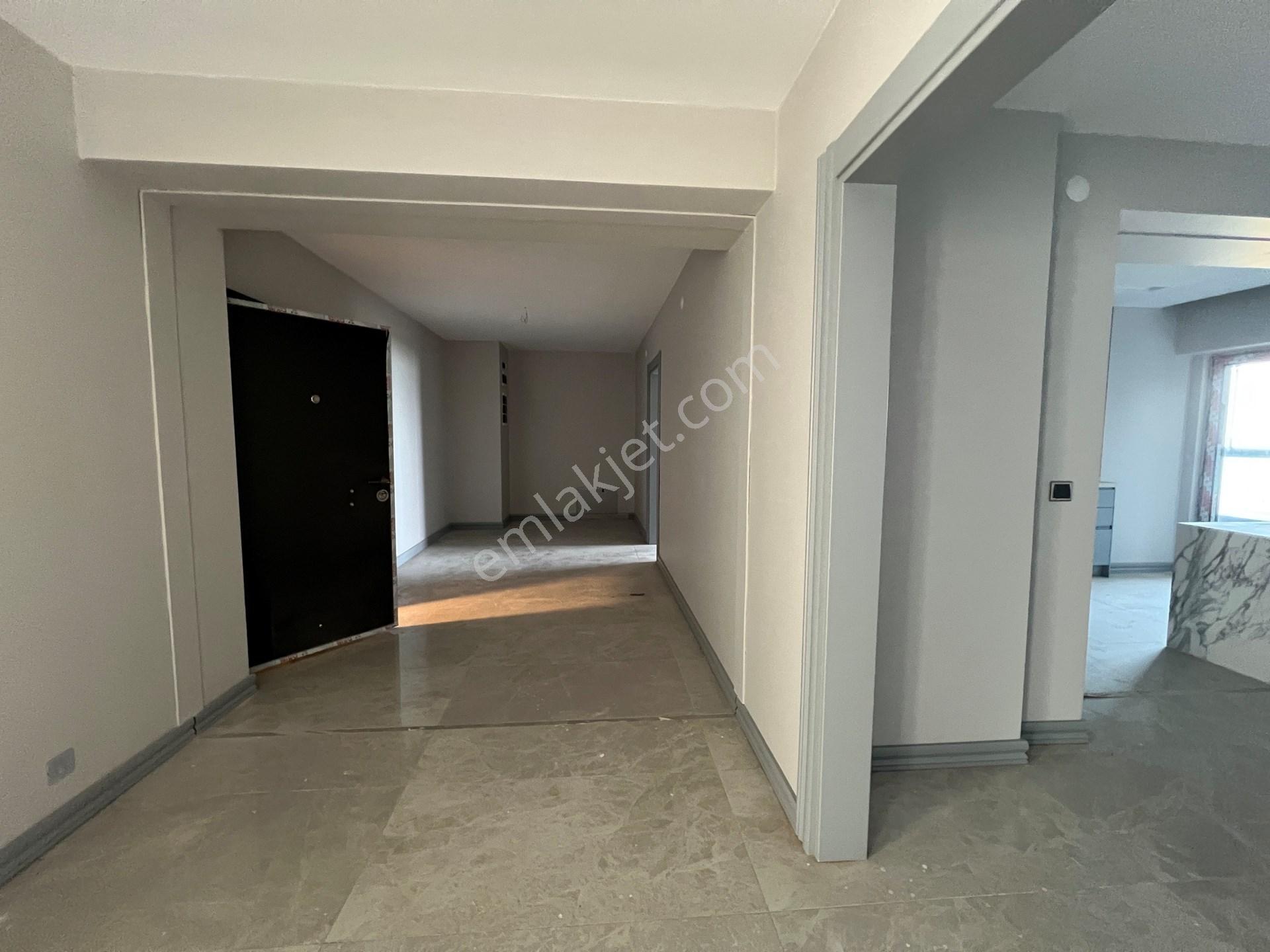 Trabzon Yalıncak'da Ki̇ralik 4+1 Sifir Dai̇re, Deni̇z Manzarali, Lüks Si̇te İçi̇nde - Görsel 16