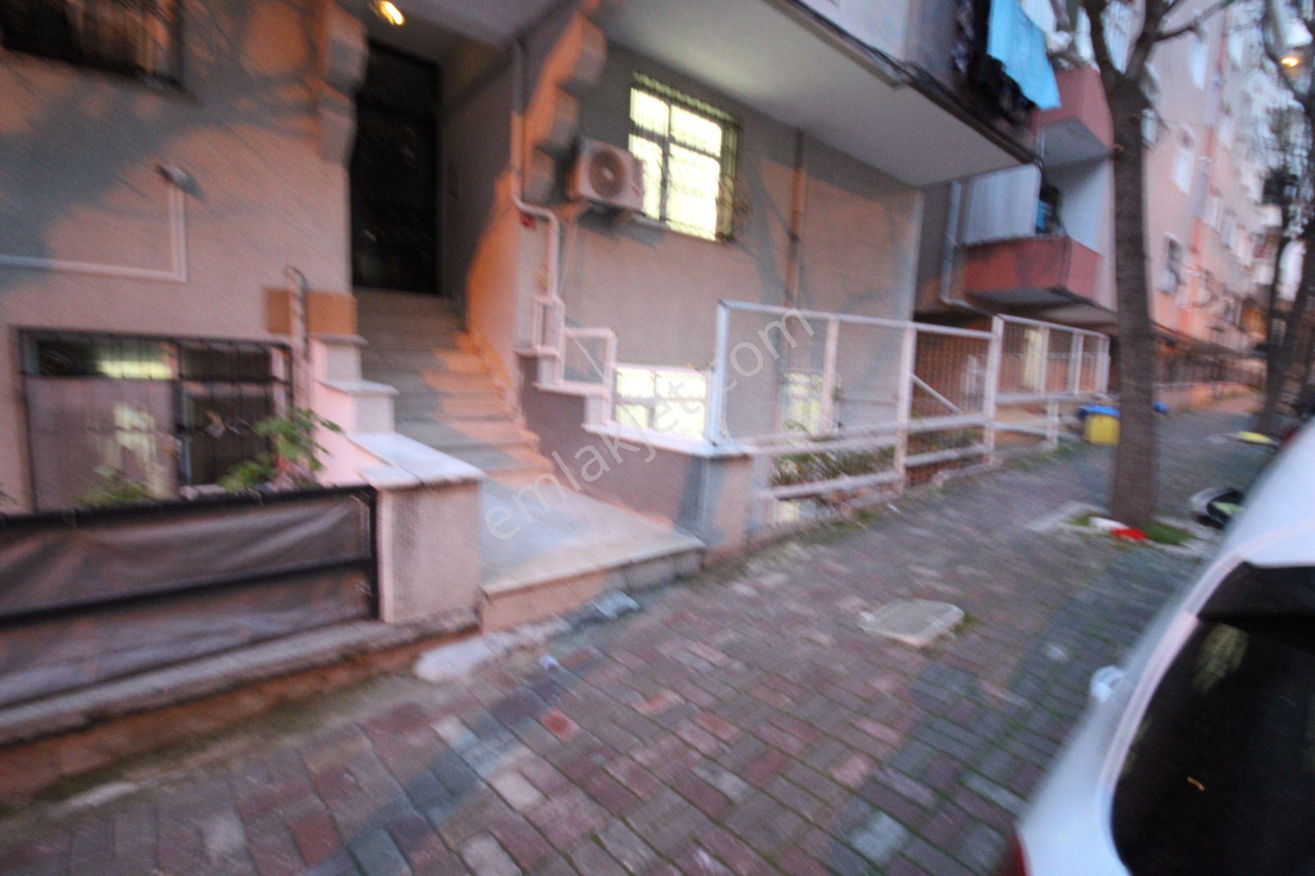 Old City'den Çavuşpaşada 2005 Yapımı 2+1 75m2 Kiracılı Bahçekatı Lüx Daire. - Görsel 5