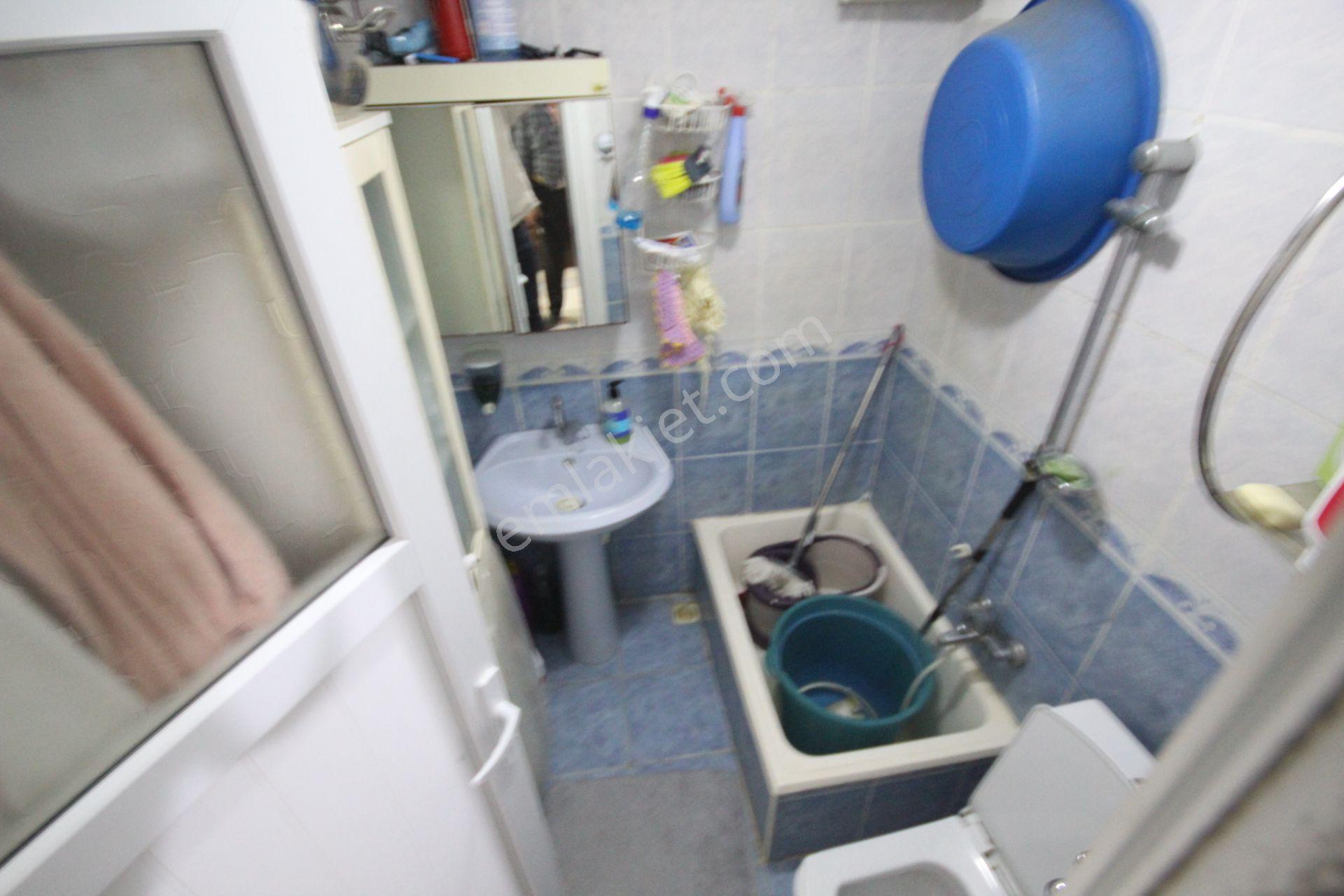 Old City'den Çavuşpaşada 2005 Yapımı 2+1 75m2 Kiracılı Bahçekatı Lüx Daire. - Görsel 29