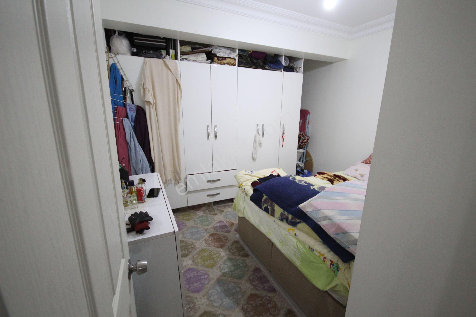Old City'den Çavuşpaşada 2005 Yapımı 2+1 75m2 Kiracılı Bahçekatı Lüx Daire. - Görsel 14