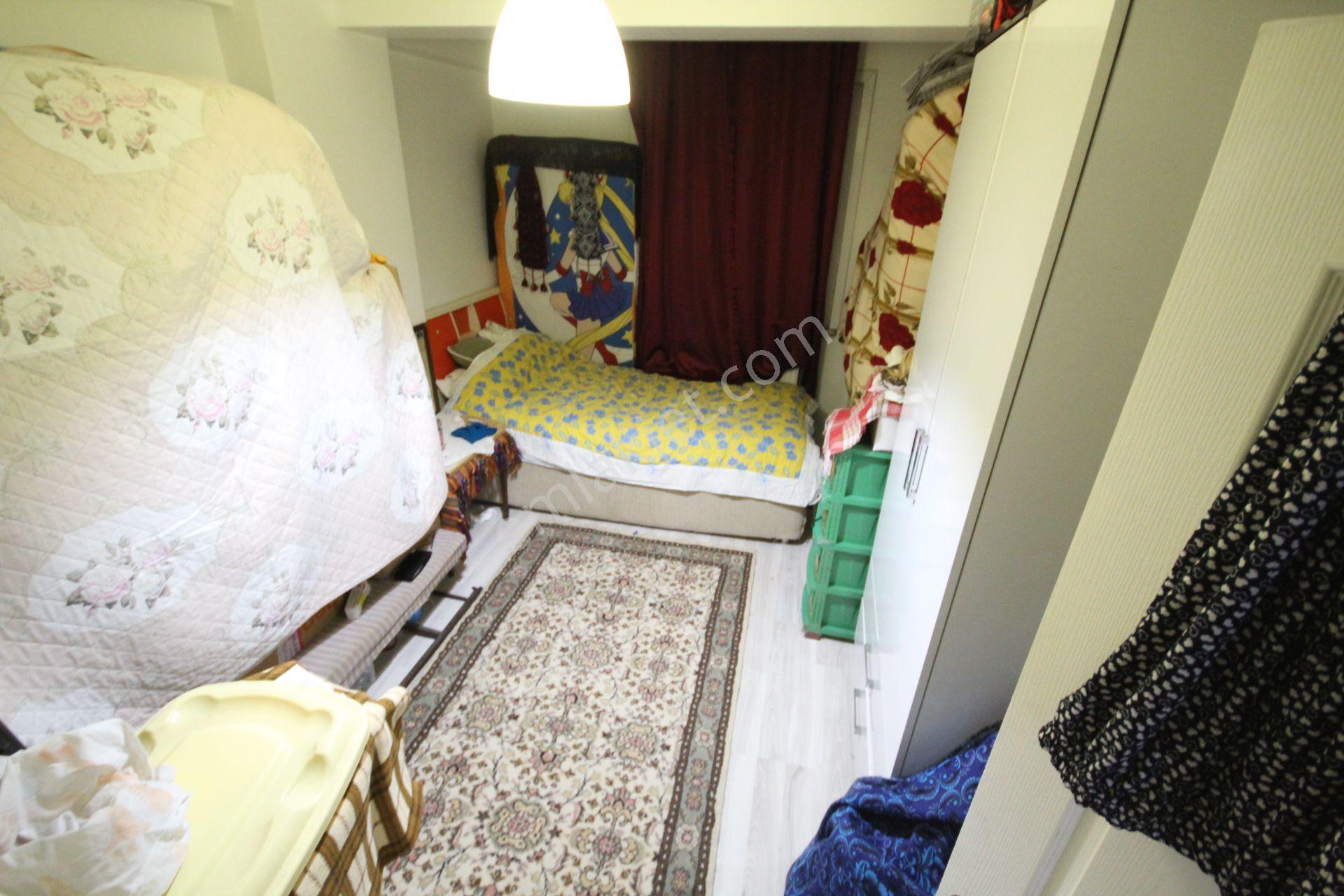 Old City'den Çavuşpaşada 2005 Yapımı 2+1 75m2 Kiracılı Bahçekatı Lüx Daire. - Görsel 11