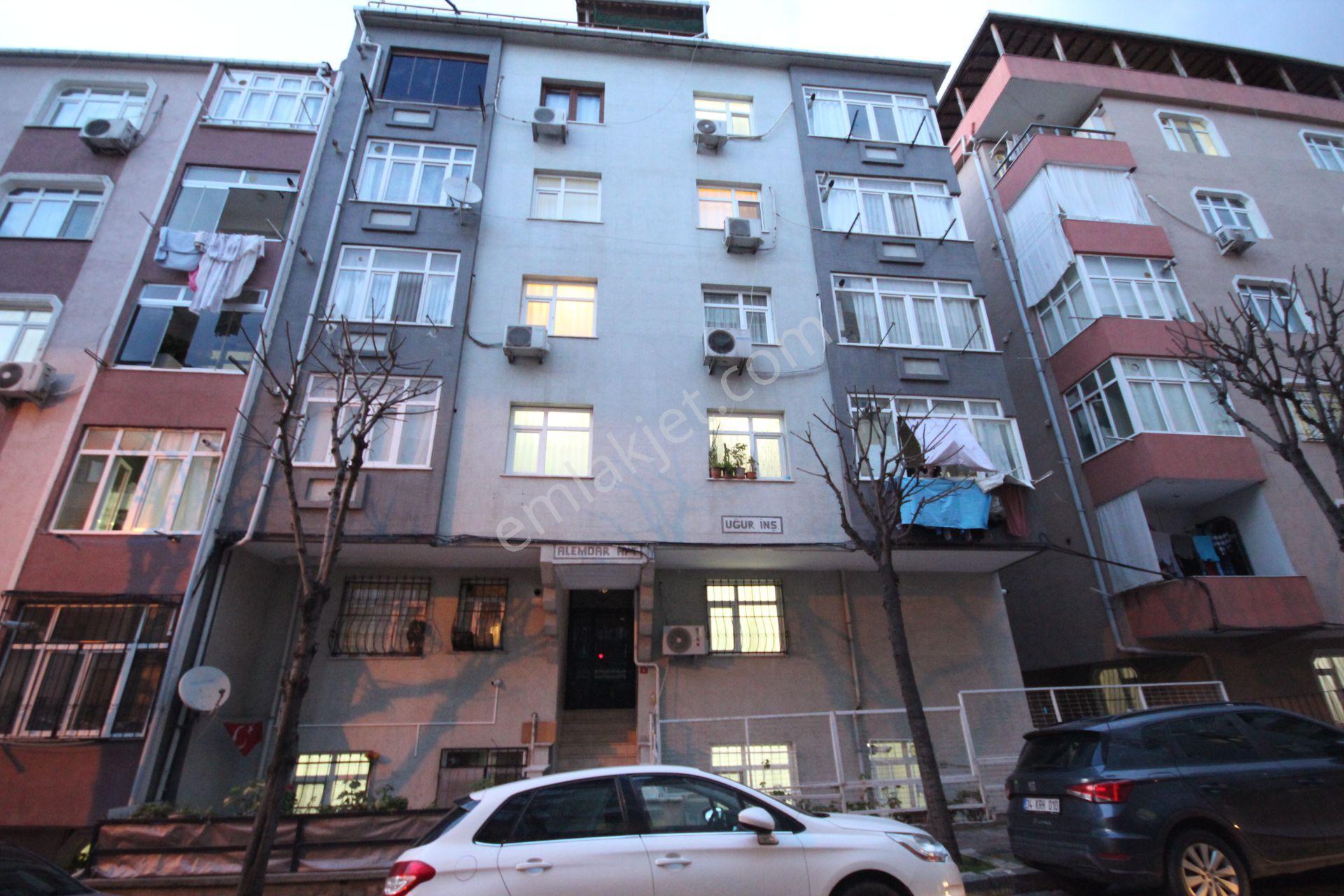 Old City'den Çavuşpaşada 2005 Yapımı 2+1 75m2 Kiracılı Bahçekatı Lüx Daire. - Görsel 2