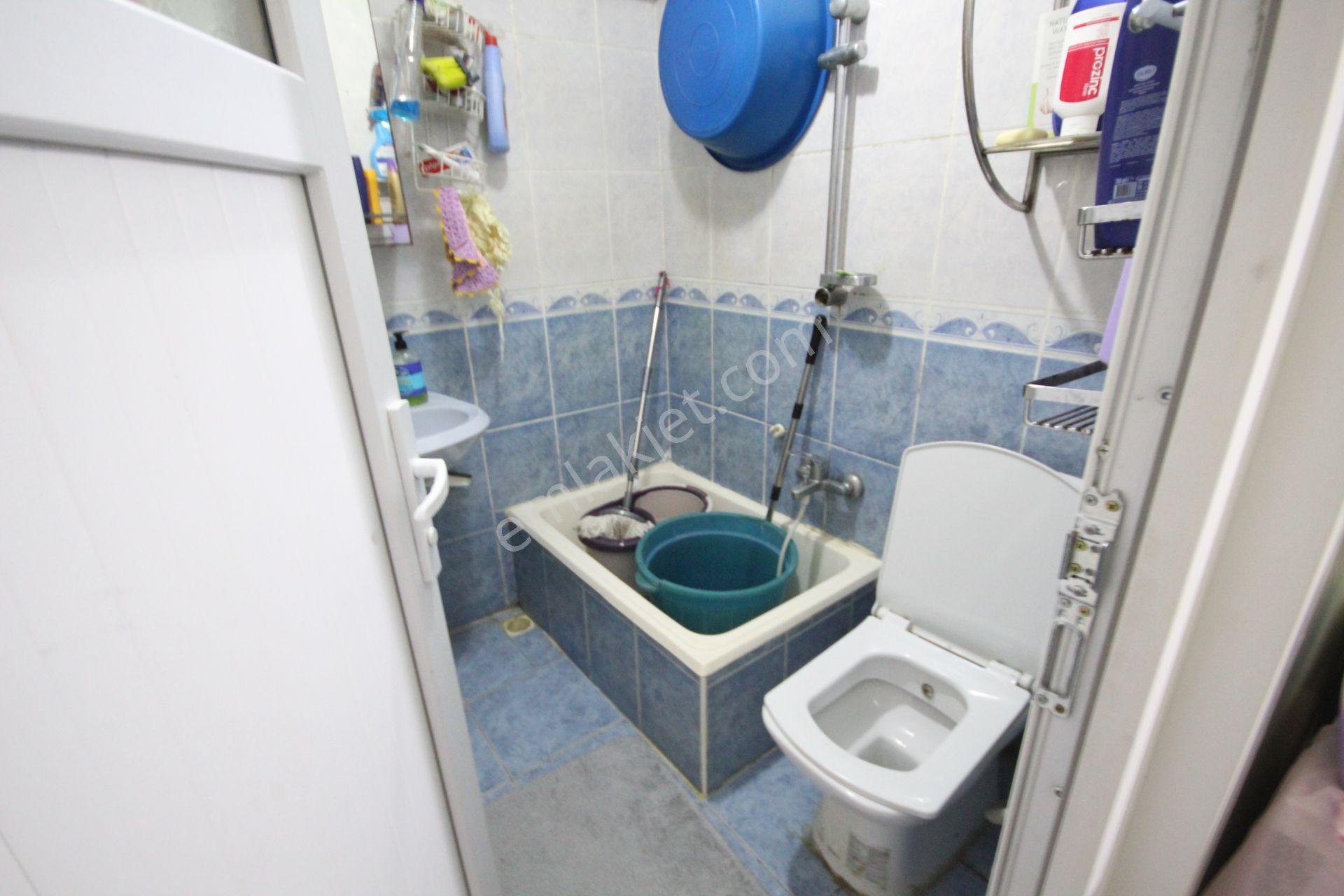 Old City'den Çavuşpaşada 2005 Yapımı 2+1 75m2 Kiracılı Bahçekatı Lüx Daire. - Görsel 28