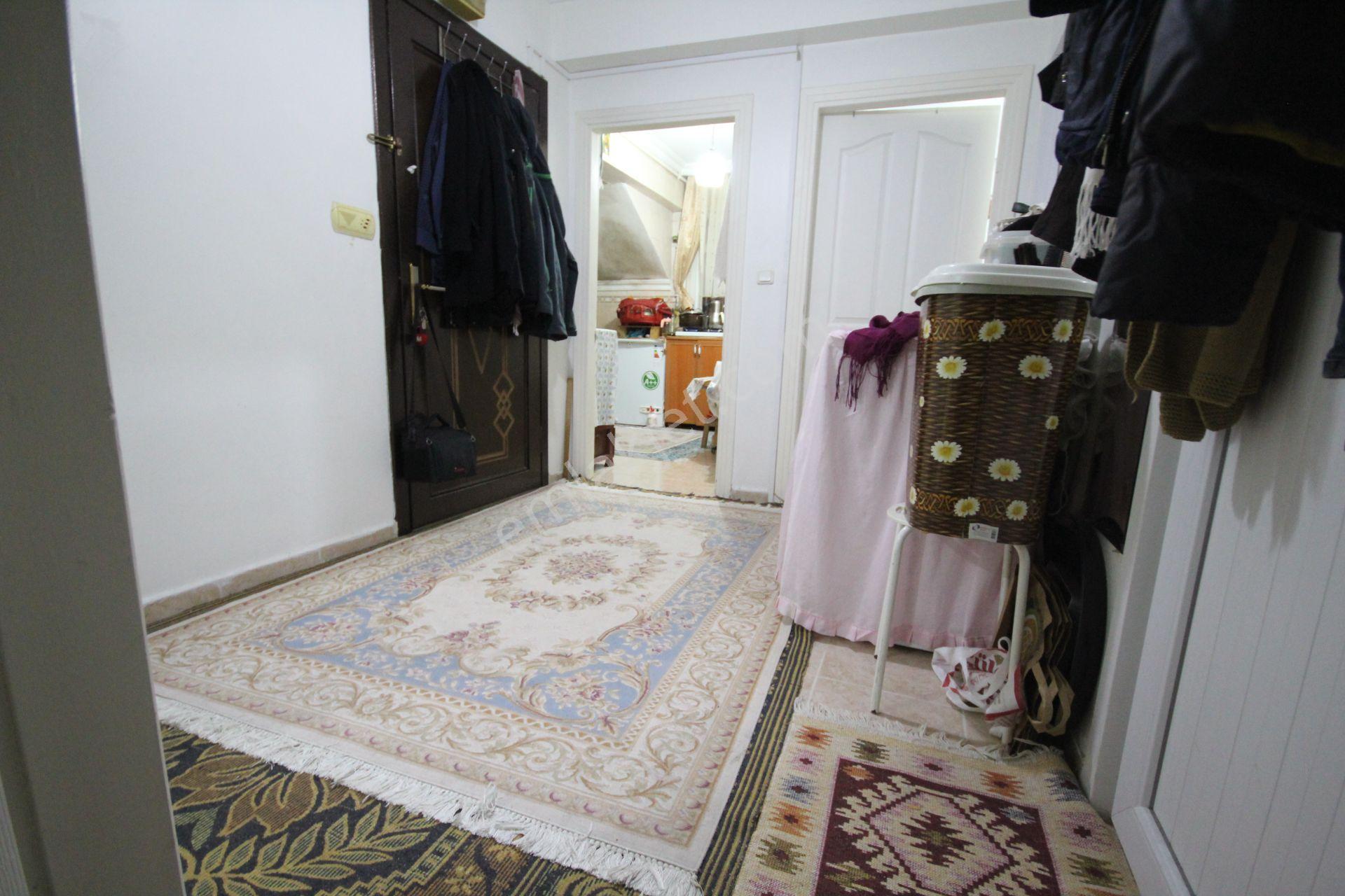 Old City'den Çavuşpaşada 2005 Yapımı 2+1 75m2 Kiracılı Bahçekatı Lüx Daire. - Görsel 25
