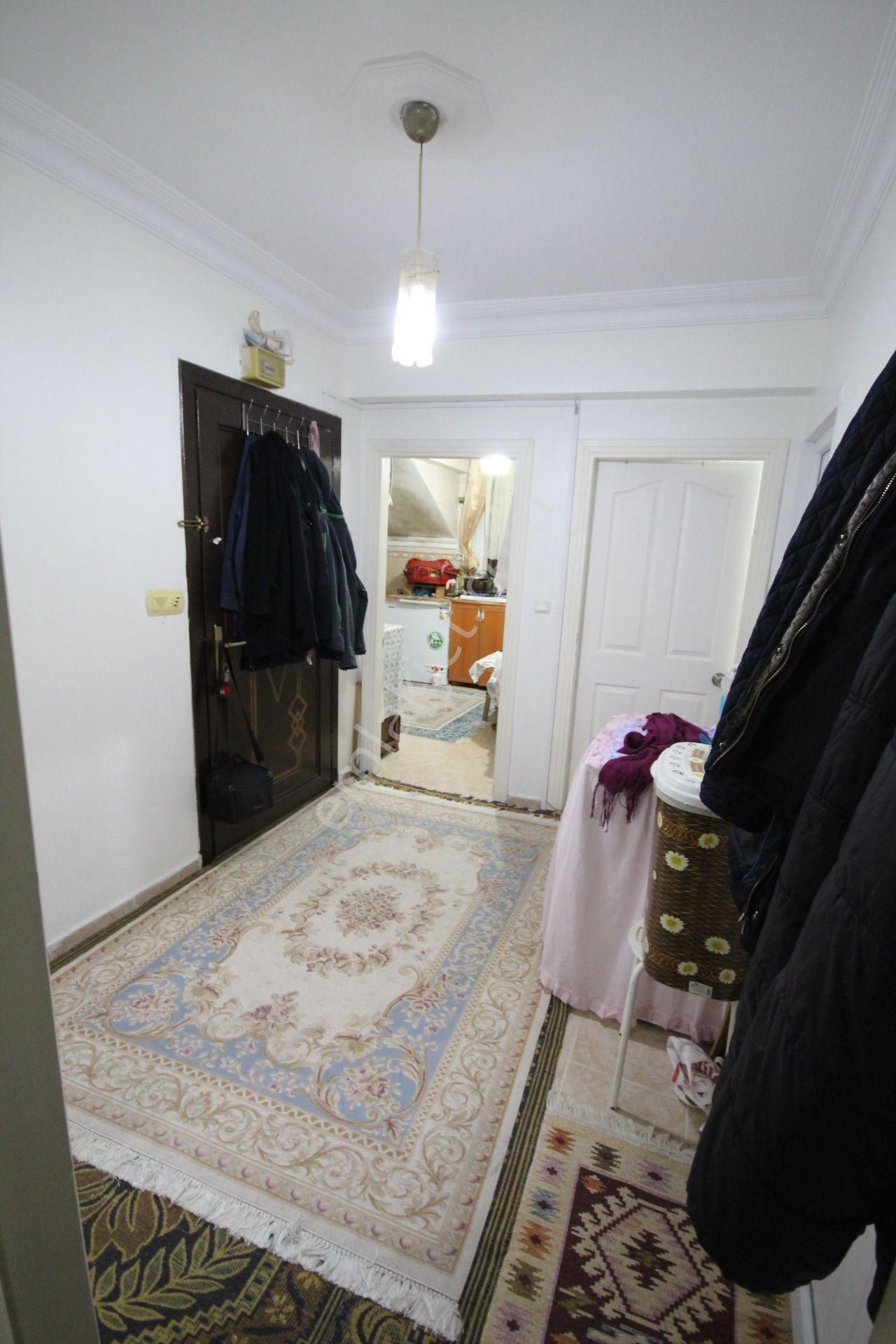 Old City'den Çavuşpaşada 2005 Yapımı 2+1 75m2 Kiracılı Bahçekatı Lüx Daire. - Görsel 24