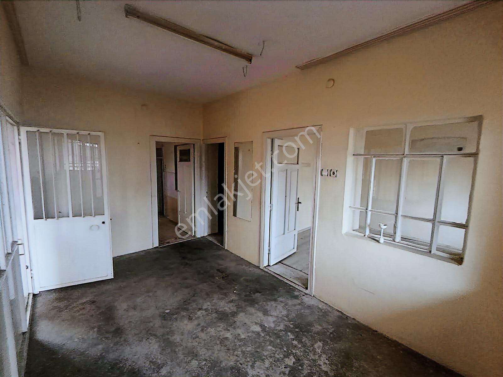 Şentürk Gayrimenkul | Cadde Üzeri 145 M² Müstakil Ev| Yatırımlık - Görsel 10