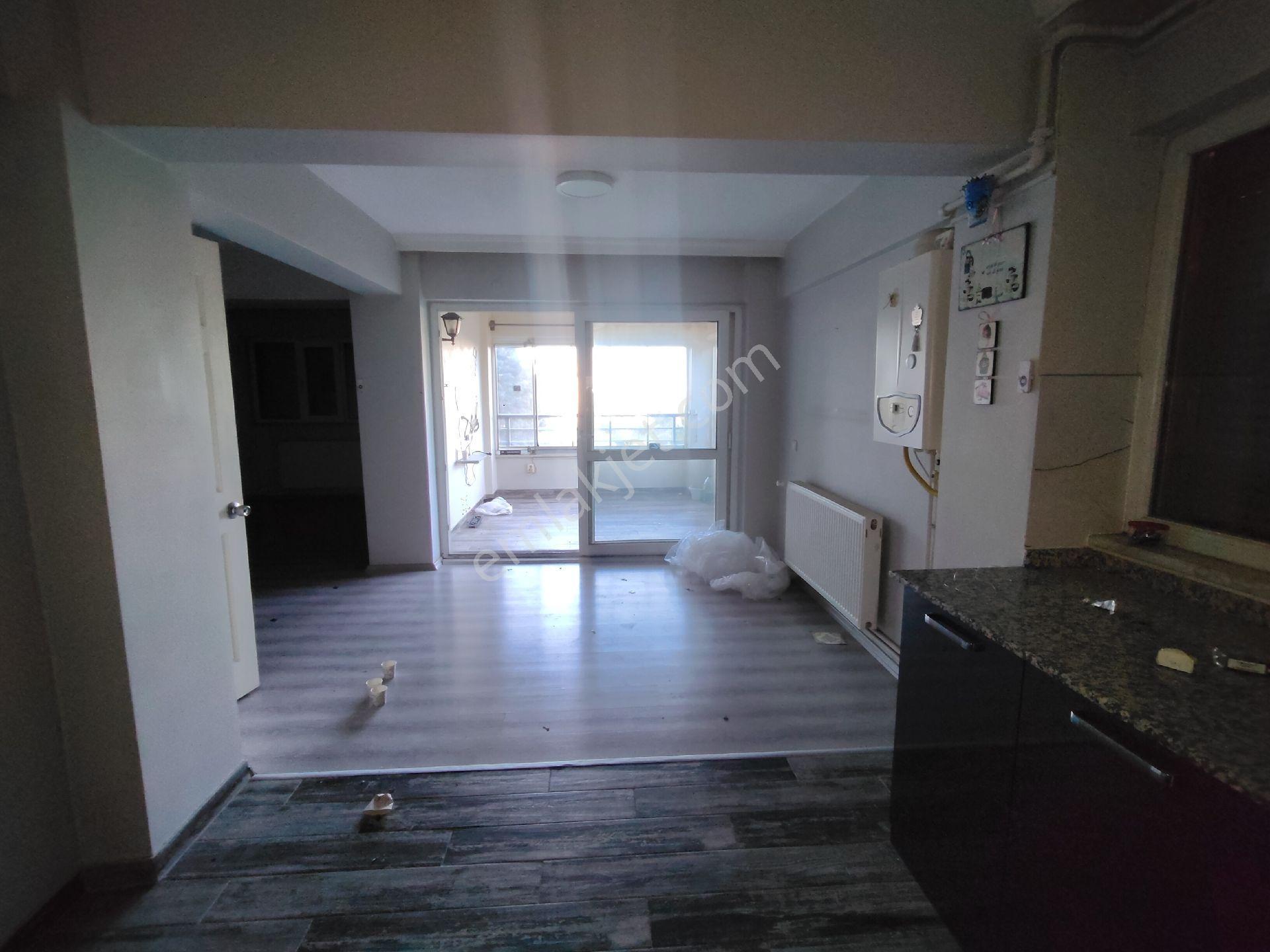 Manisa Yunusemre Güzelyurt Mh.3+1 Asansörlü Arakat Kiralık Daire - Görsel 3
