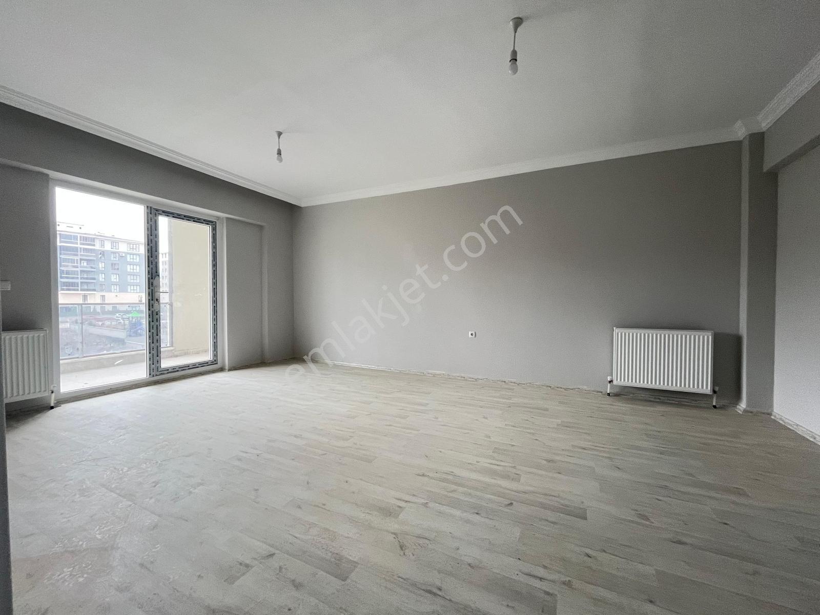 Deregümünde Fırsat Site İçi Ara Kat 3+1 Daire !! - Görsel 5