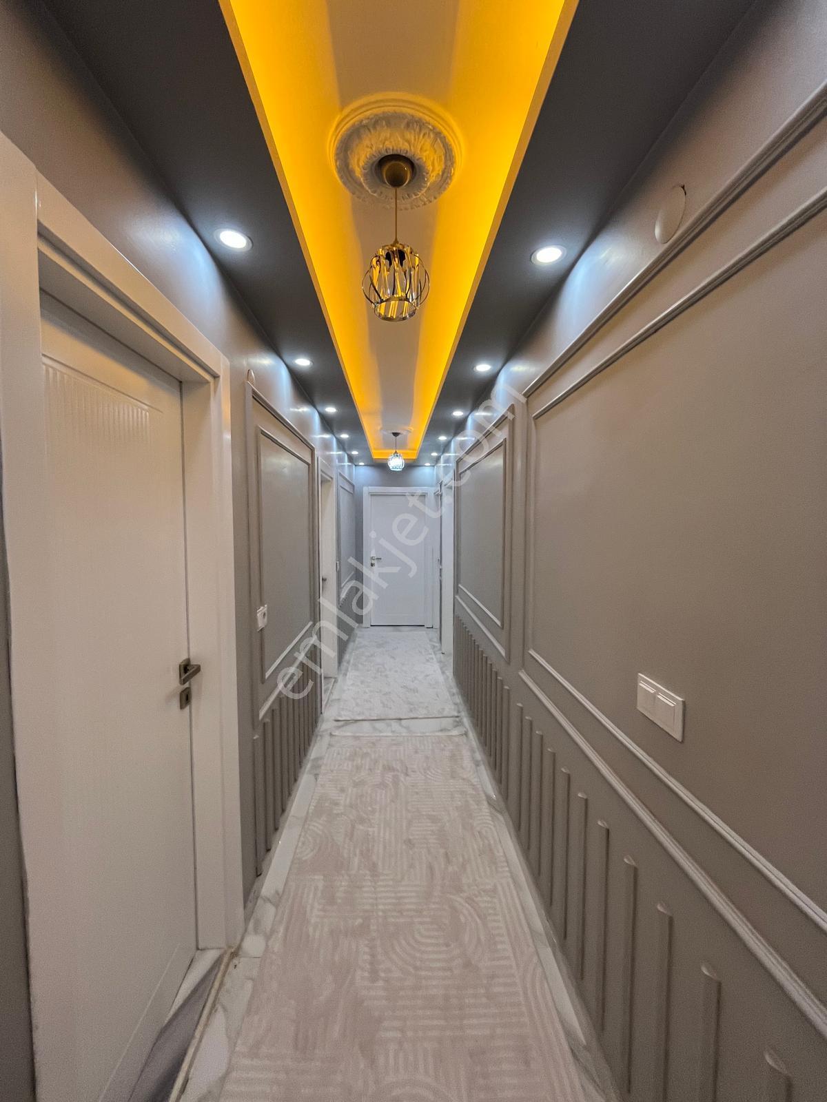 Alipaşa Mahallesinde Satılık Araç Takaslı 4+1 Site İçi Daire - Görsel 8