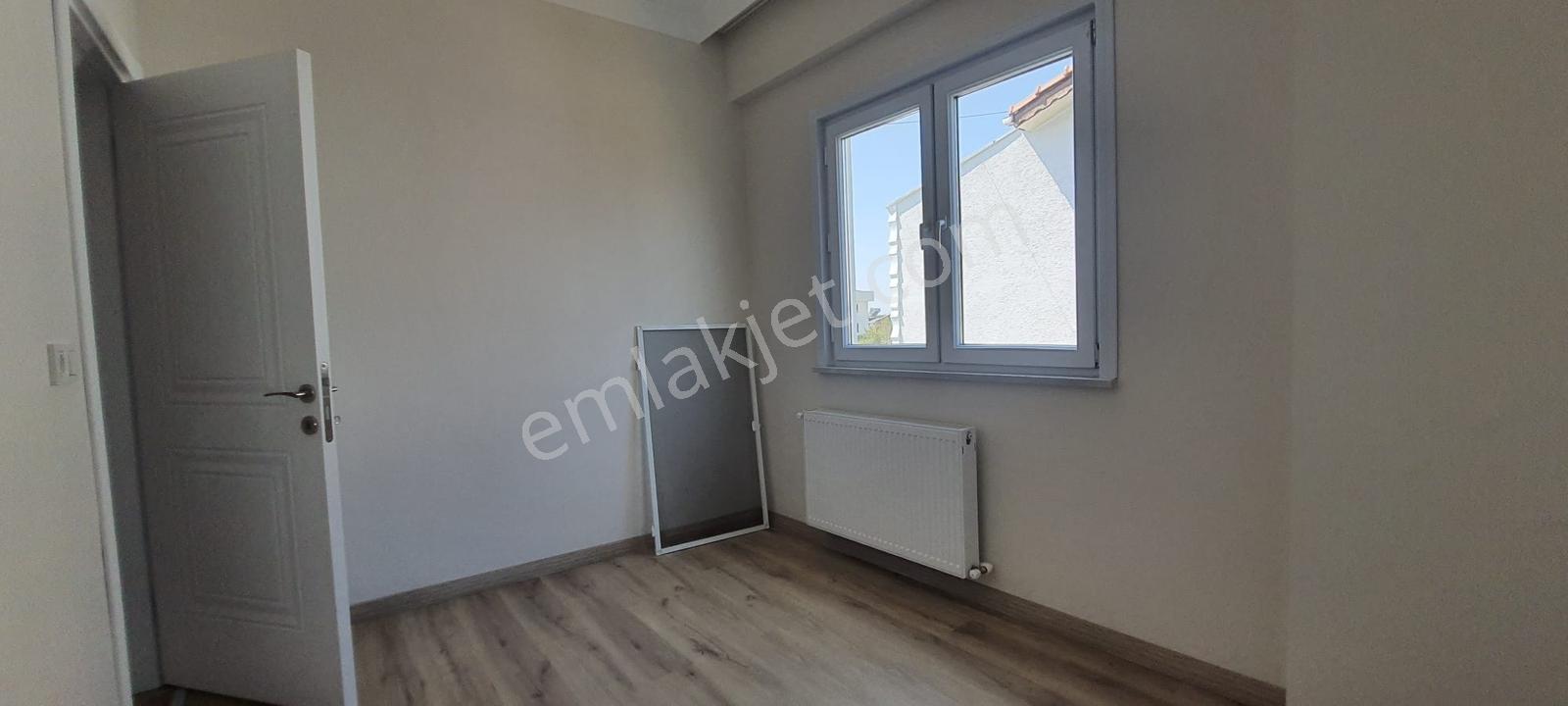Yeniçiftlik Merkez'de 4+1 Sağlam,düzgün Villa #kartallar'dan# - Görsel 21