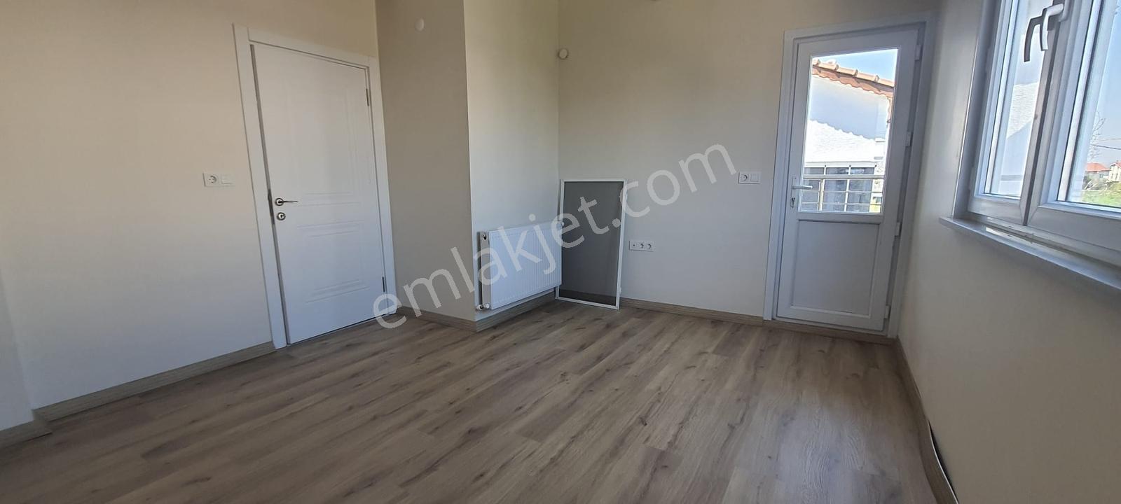 Yeniçiftlik Merkez'de 4+1 Sağlam,düzgün Villa #kartallar'dan# - Görsel 10