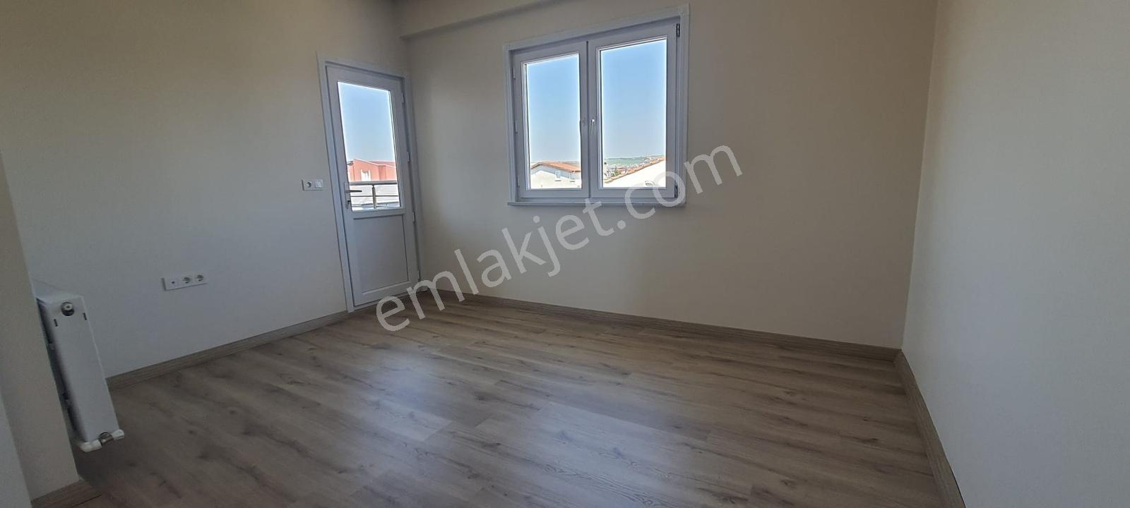Yeniçiftlik Merkez'de 4+1 Sağlam,düzgün Villa #kartallar'dan# - Görsel 16