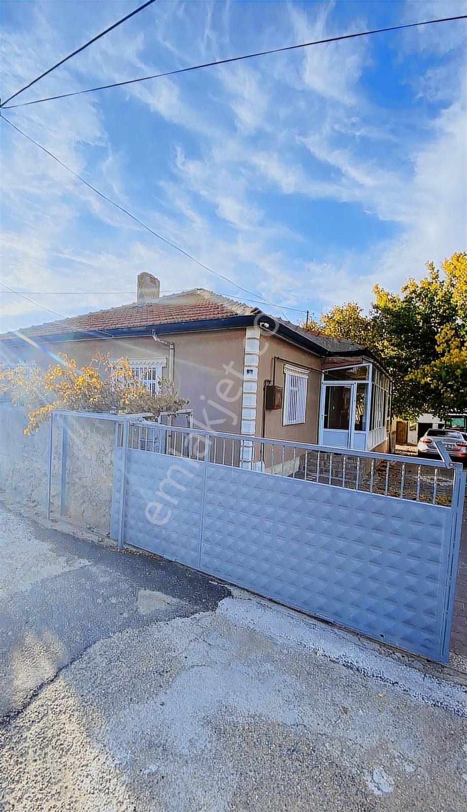 Ortaköy'de Dört Dörtlük Masrafsız Satılık Müstakil Ev - Görsel 19
