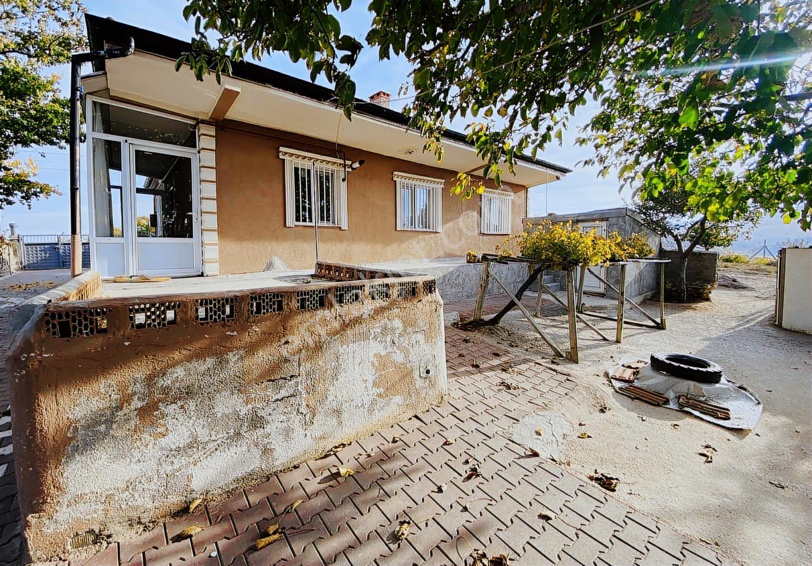 Ortaköy'de Dört Dörtlük Masrafsız Satılık Müstakil Ev - Görsel 32