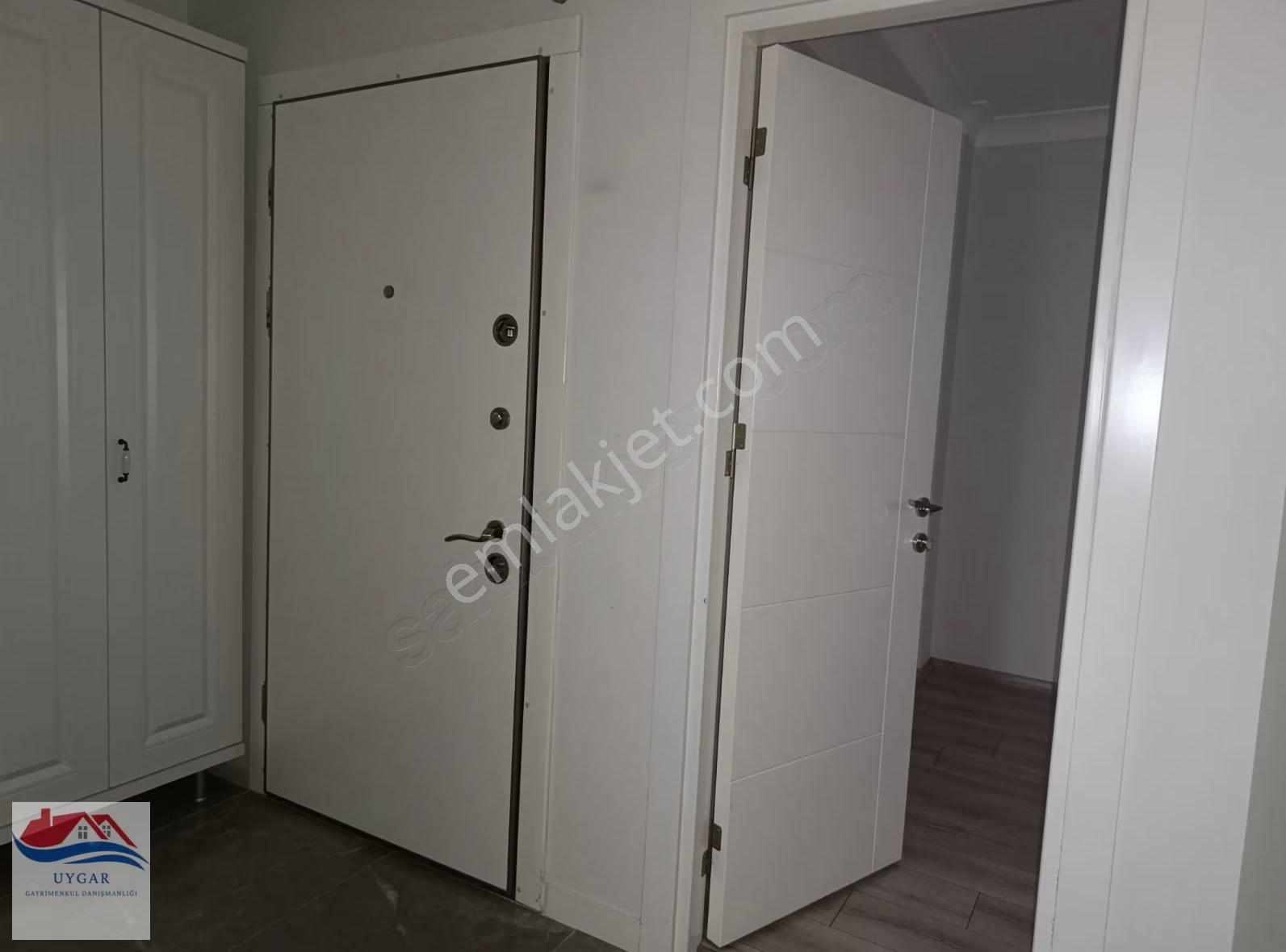 Karşıyaka Atakent Yalı Mahallesi Yeni Bina Kiralık 3+1 Daire - Görsel 13