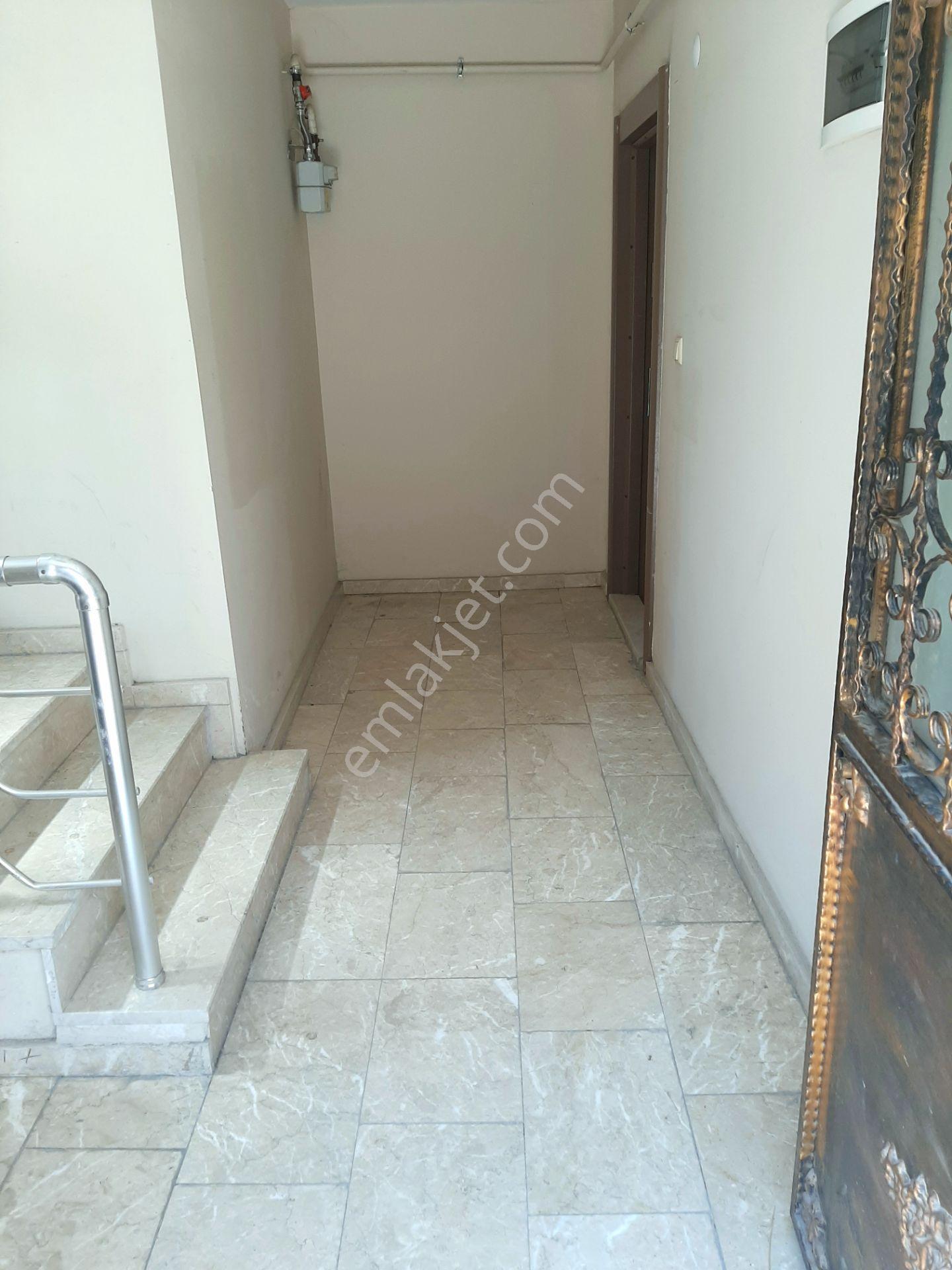 Adapazarı Merkezde Kiralık 2.5+1 Daire 80m² - Görsel 7