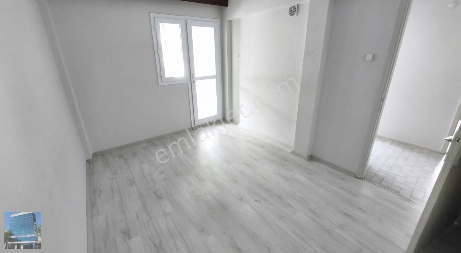 Karşıyaka Lisesinin Yanında Satılık 2+1 Kapalı Mutfak Boş Daire - Görsel 9