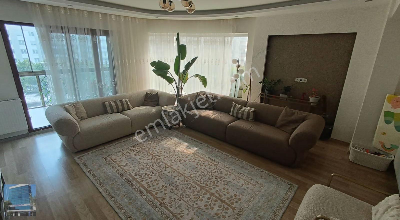 İstiklal Mahlleside Havuzlu Site İçerisinde 3+1 Lüx Satlık Daire - Görsel 22