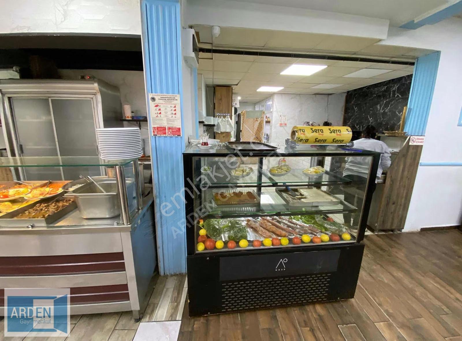 Seferihisar Merkezde Yüksek Kira Getirili Satılık Kiracılı Mülk - Görsel 21