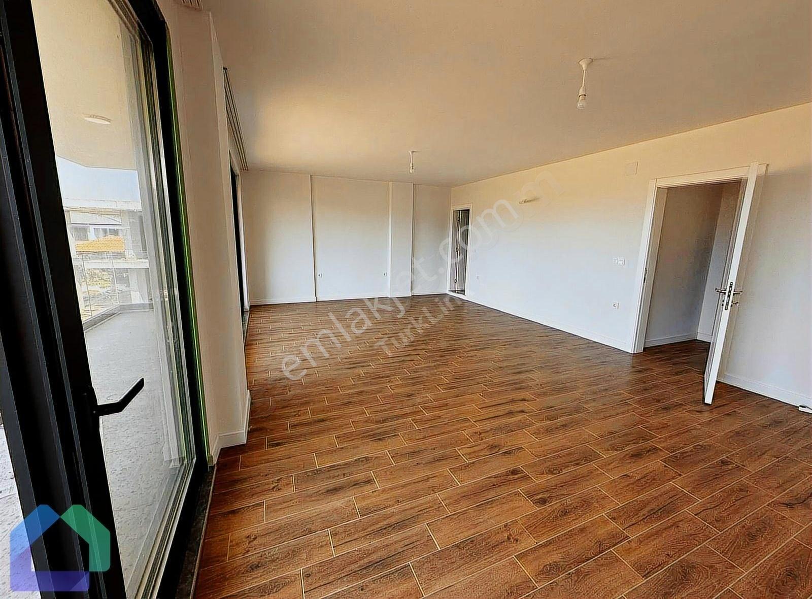 Çok Geniş (420 M2) Fırsat 1000 M2 Bahçeli İskanlı Sıfır Villa - Görsel 13