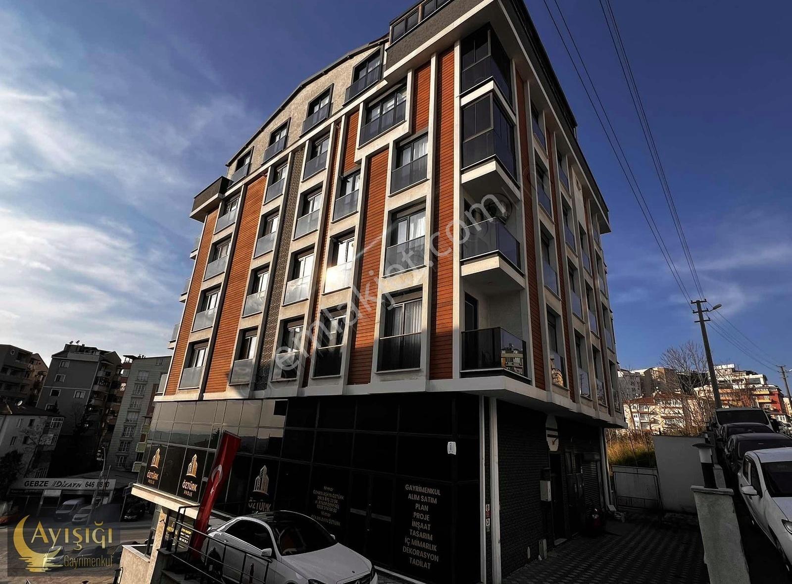 Gebze Osmanyılmaz Mh 220m² Deniz Manzaralı 4 + 1 Satılık Daire