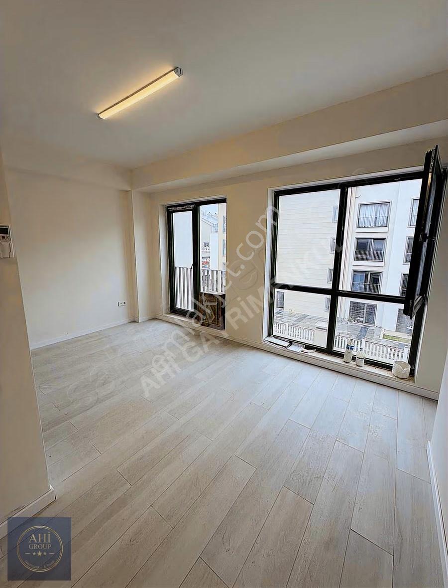 Ahi Grouptan Cadde54 Avm'de Kiralık﻿ 1+1 Ofis - Görsel 4