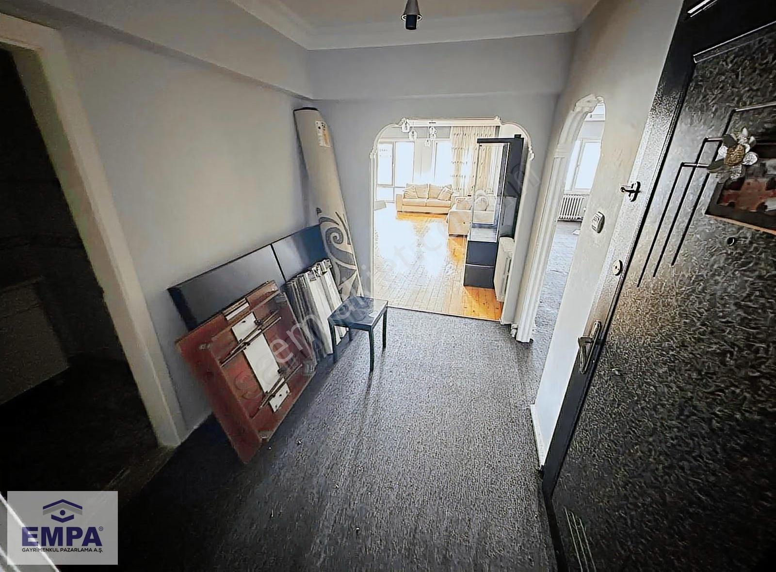 Empa'dan Sıhhiye Kavşağı Manzaralı 3+1 140m² Bakımlı Kiralık - Görsel 3