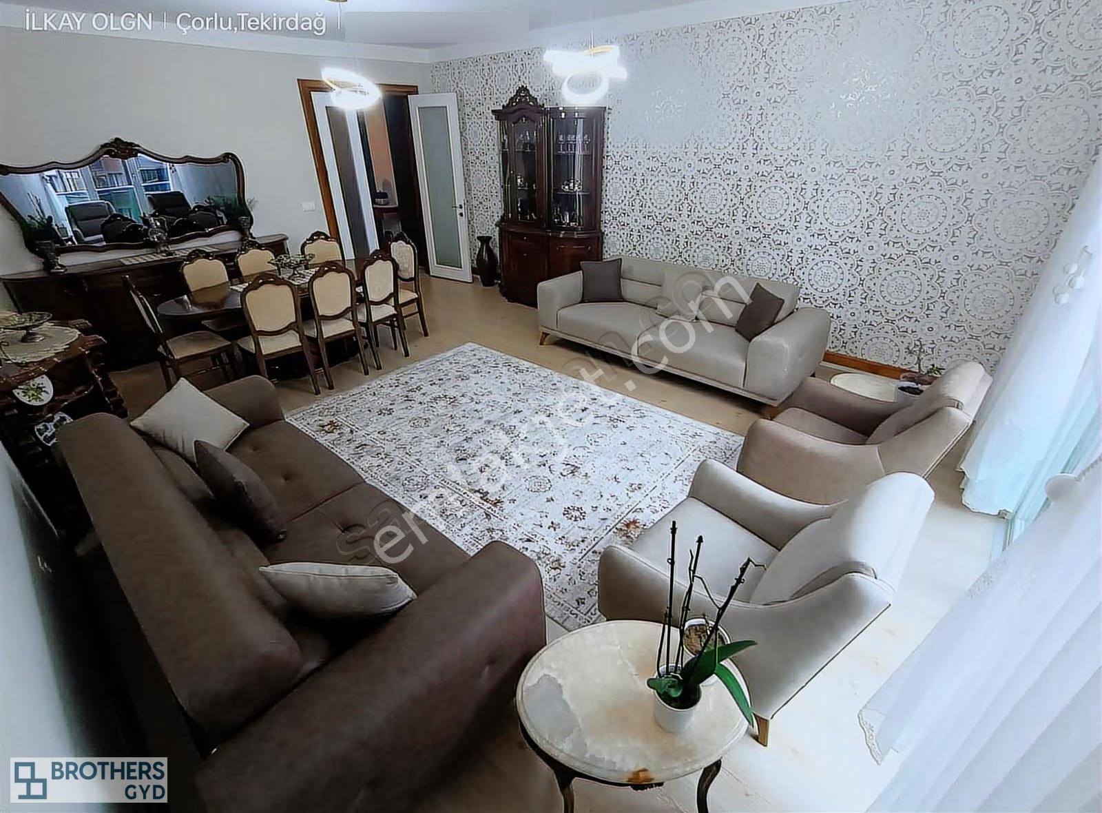 Brothersdan Hürriyet Mah.190m2 3+1 Arakat İskanlı Satılık Daire - Görsel 20