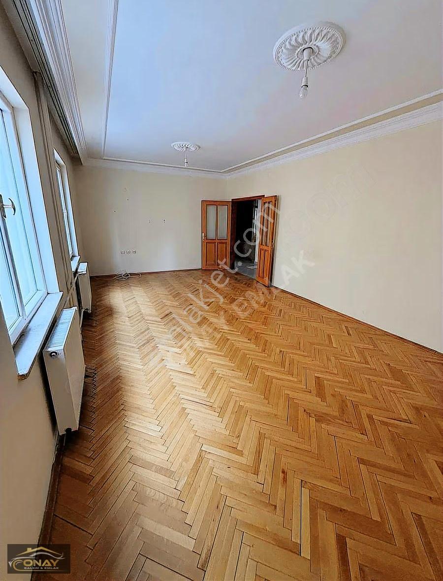 Onay Emlaktan 4+1 Kiralık Daire - Görsel 5