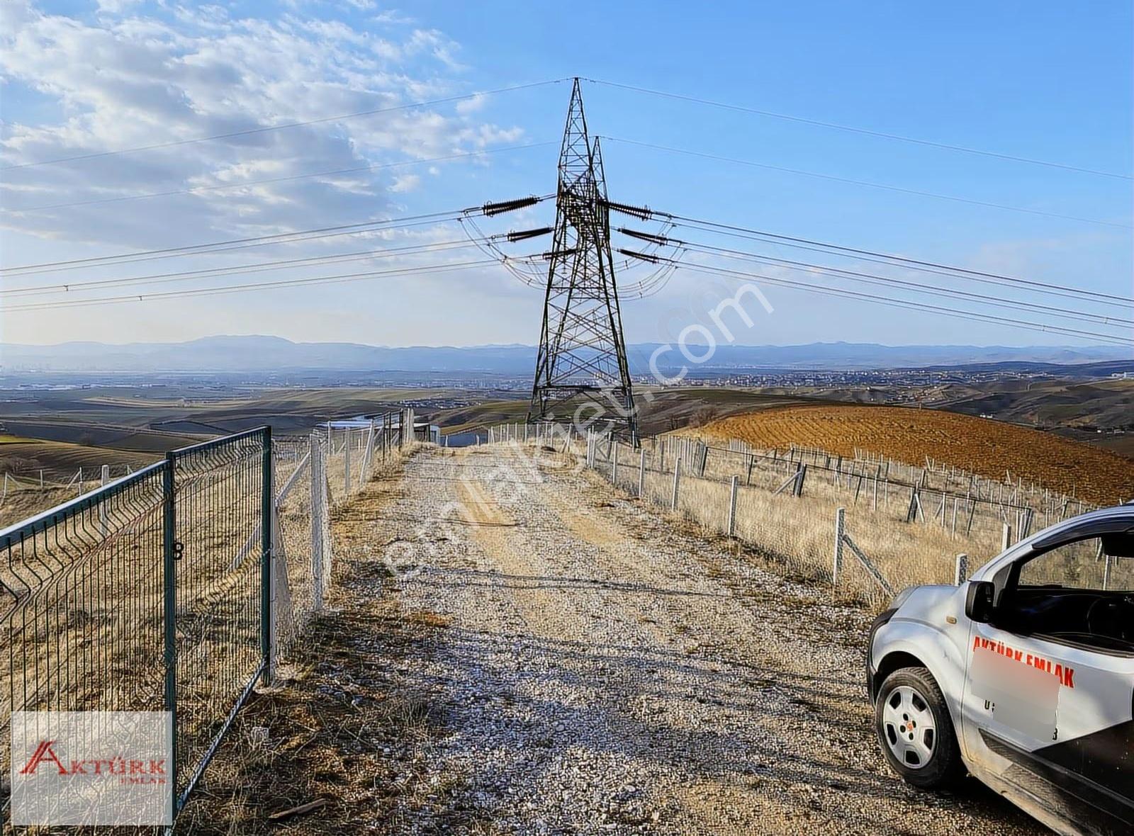 //aktürk Emlak\\en Uygun Fiyatlı 250 M2 Bahçeler Araç Takaslı*** - Görsel 6