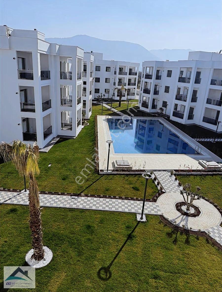 Sidal'dan Karaalide 1+1 Havuzlu Ara Kat Sıfır Kiralık Daire