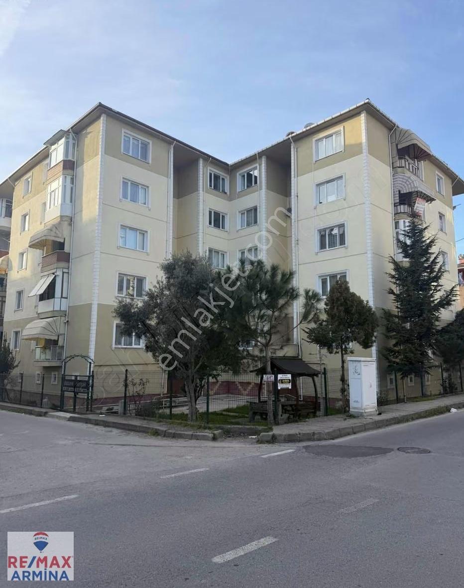 Remax Armina Site İçi Kiralık Ara Kat Daire
