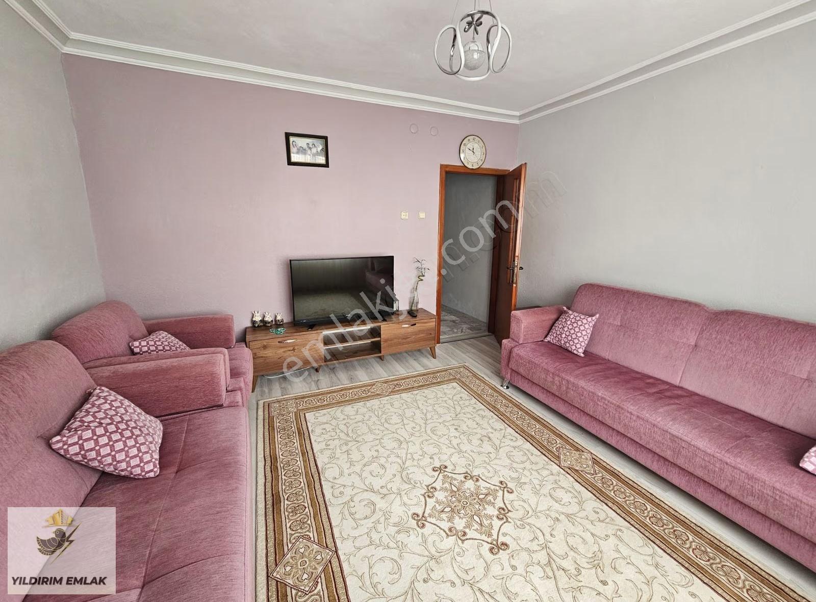 Yıldırım Emlak'tan Fatihte 3+1 Site İçi Otoparkli Yapılı Daire - Görsel 4