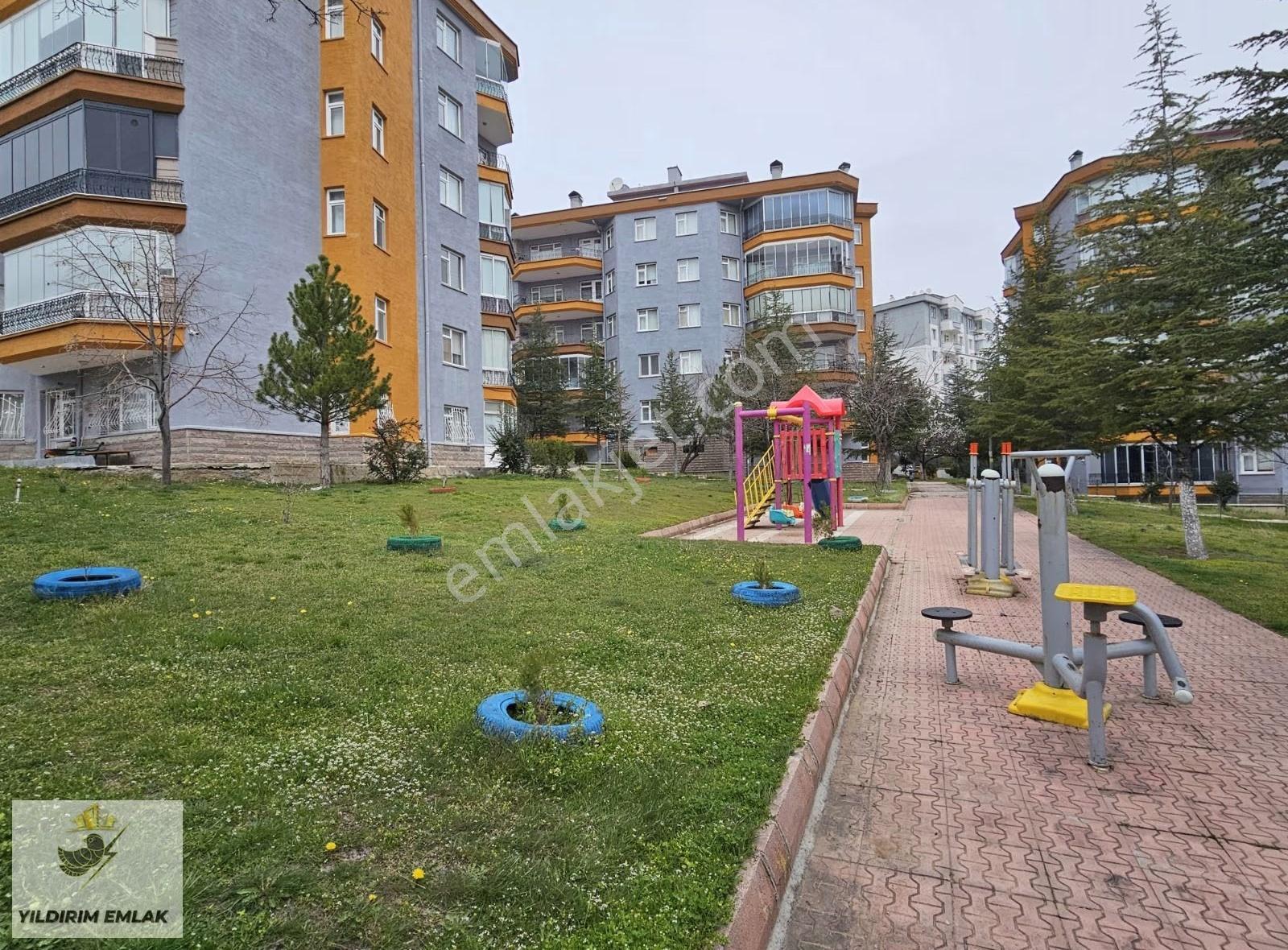 Yıldırım Emlak'tan Şehitlikte Site İçi Ara Kat 4+1 Sahane Daire - Görsel 11