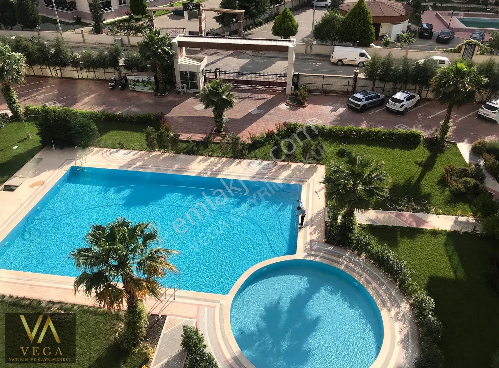 Güzelyurt'ta Fırsat 3+1 Arakat Havuzlu Site İçi Daire - Görsel 12