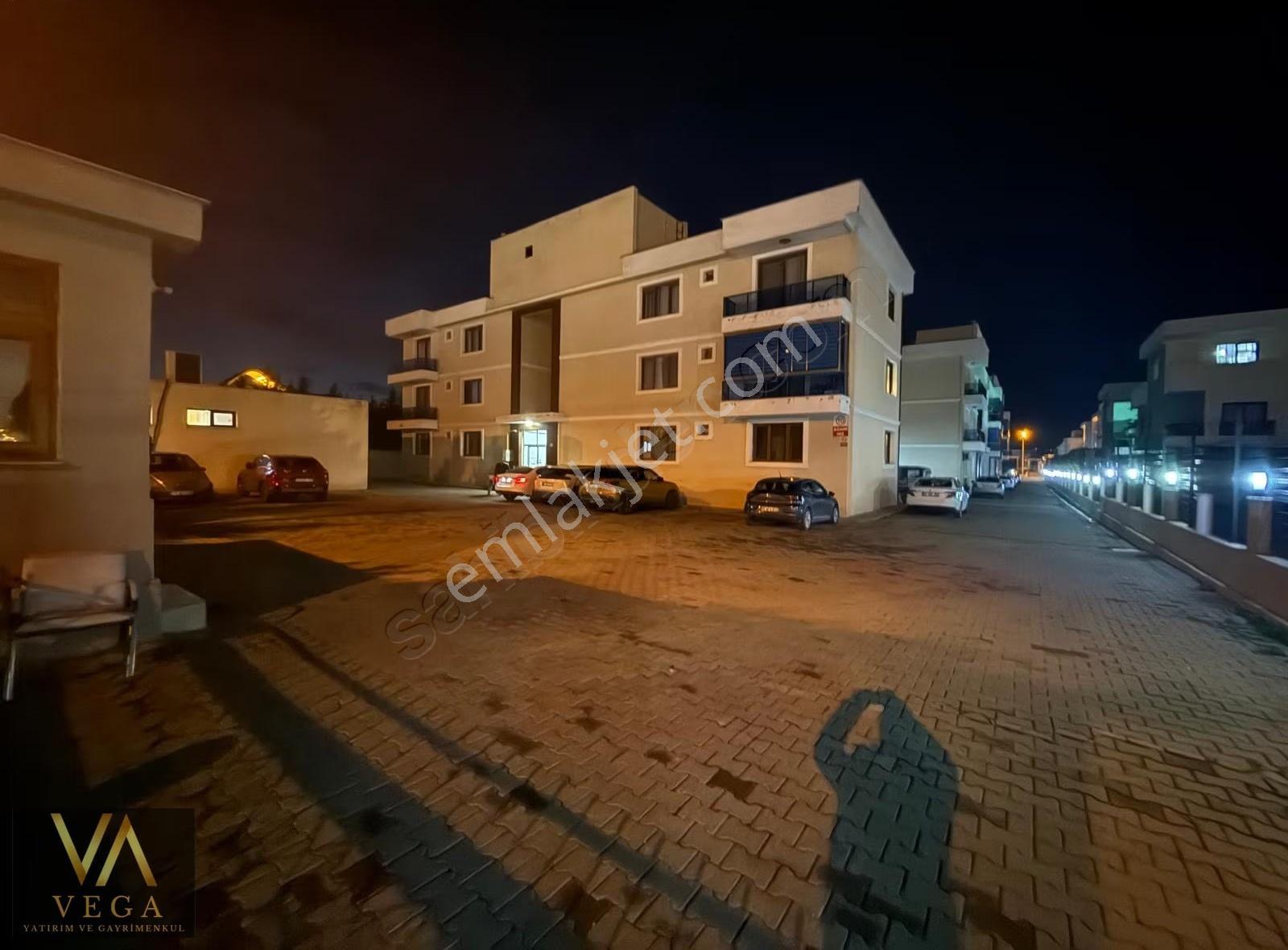 Muradiye Villalar Bölgesi 2+1 Kapalı Mutfaklı Site İçi Fırsat !! - Görsel 22