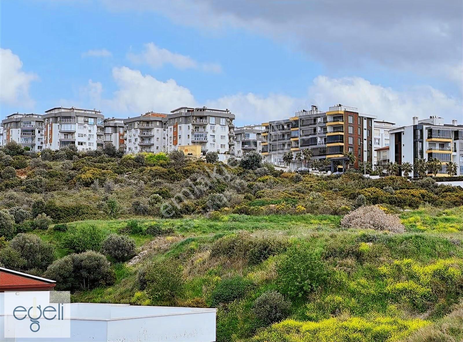 Kuşadası Merkez 4+1 Geniş Dubleks - Görsel 12