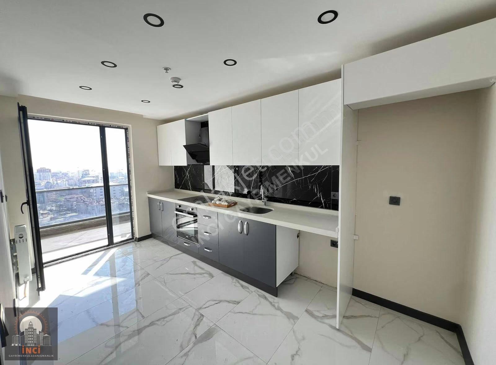 Mahmutbey Metro Üstünde Lüx 3+1 Daireler İçin İrtibata