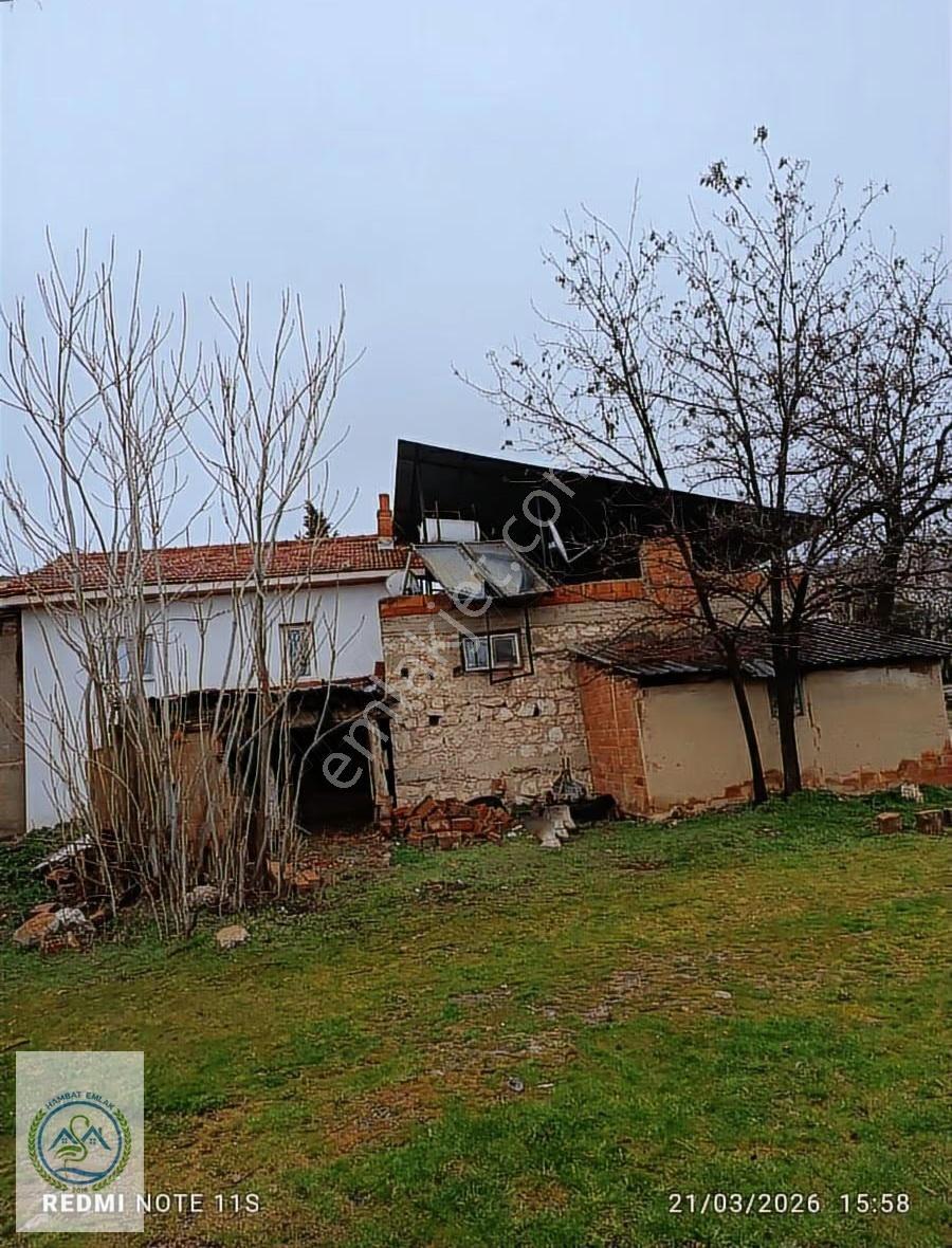 Baklan Merkezde Müstakil Bahçeli Ev - Görsel 2