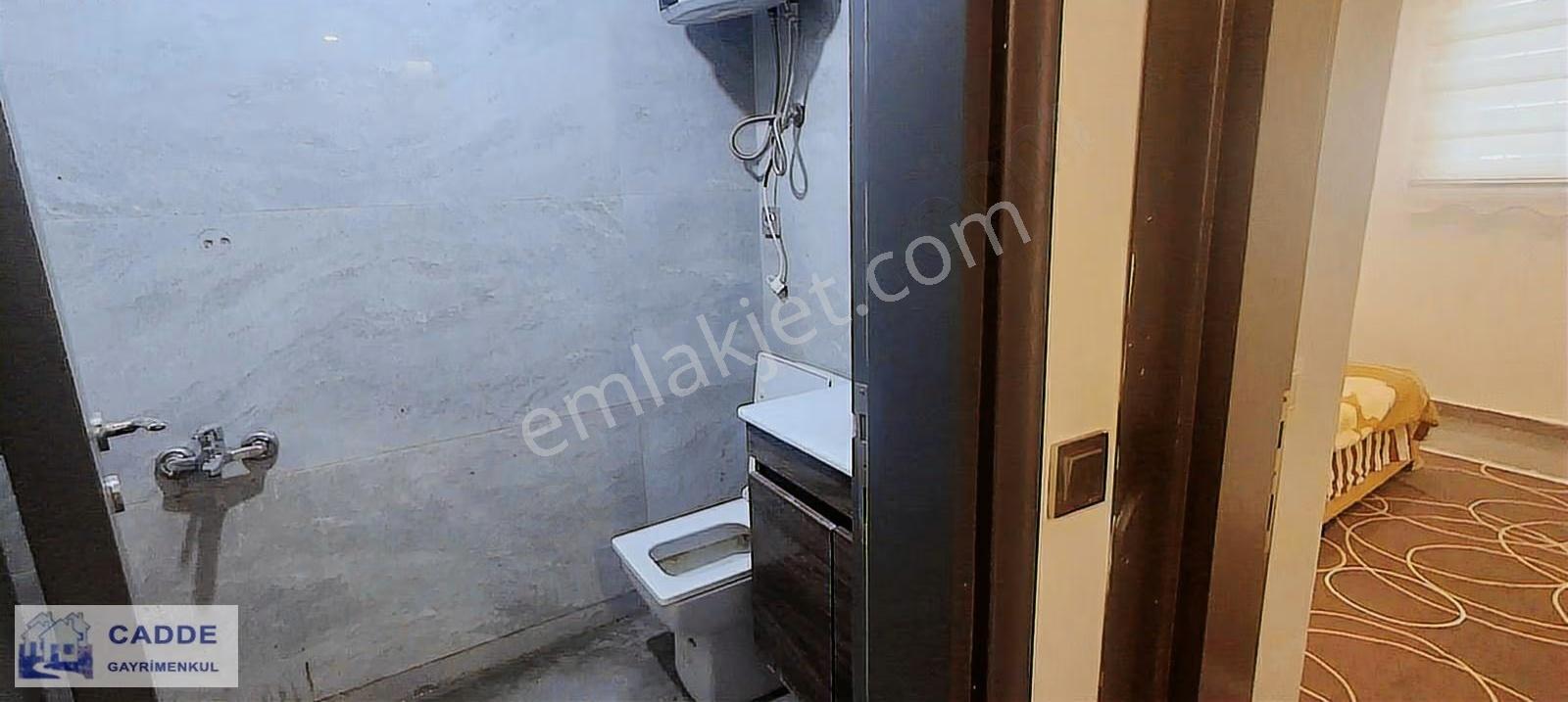 Kuşadası Merkezde 1+1 Eşyalı Kiracılı Zemin Kat Daire - Görsel 9