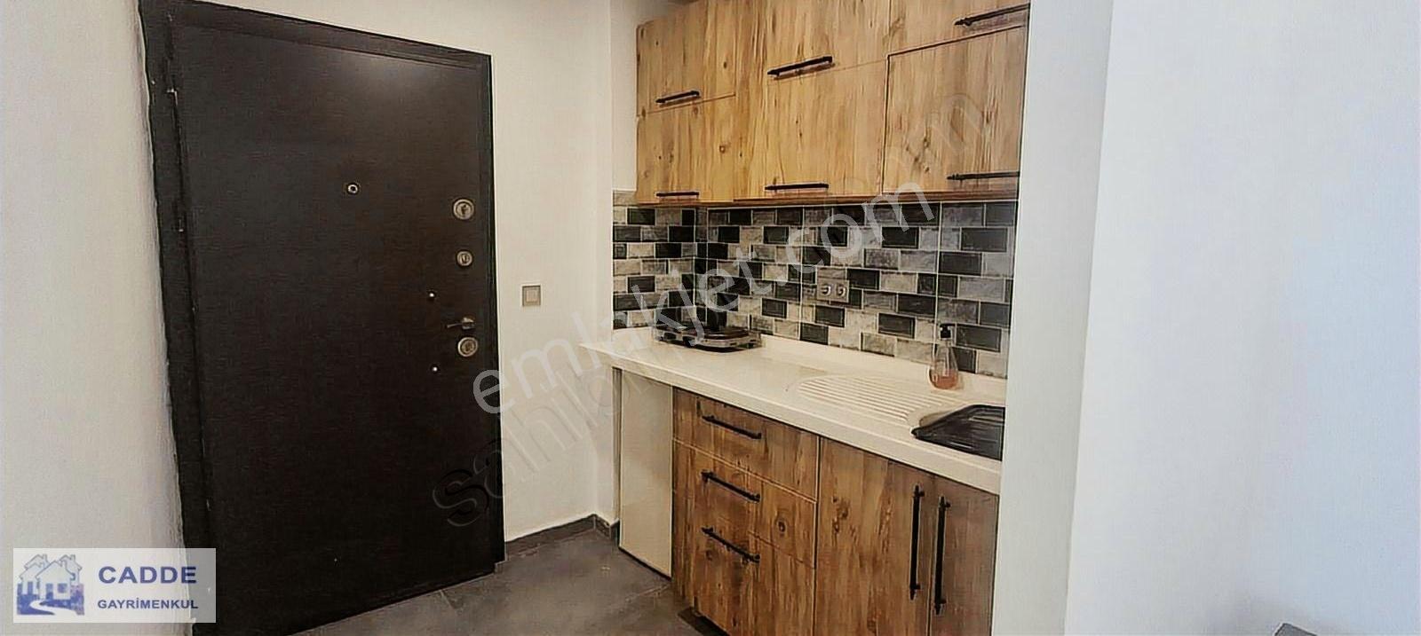 Kuşadası Merkezde 1+1 Eşyalı Kiracılı Zemin Kat Daire - Görsel 5
