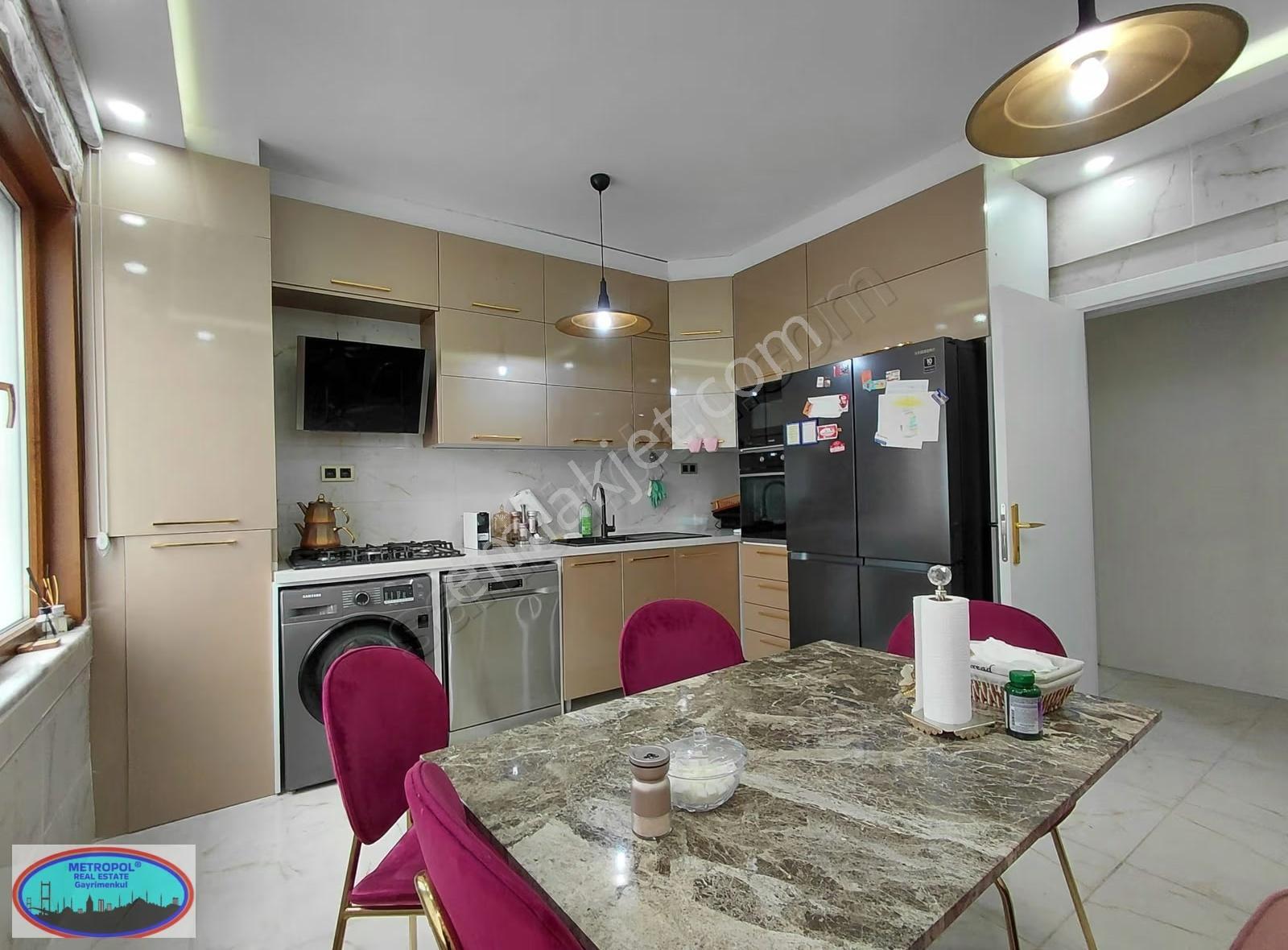 Şişli Mecidiyeköy Ortaklar Metro Çıkışı Lüks Dekorlu Ofis/konuta - Görsel 10