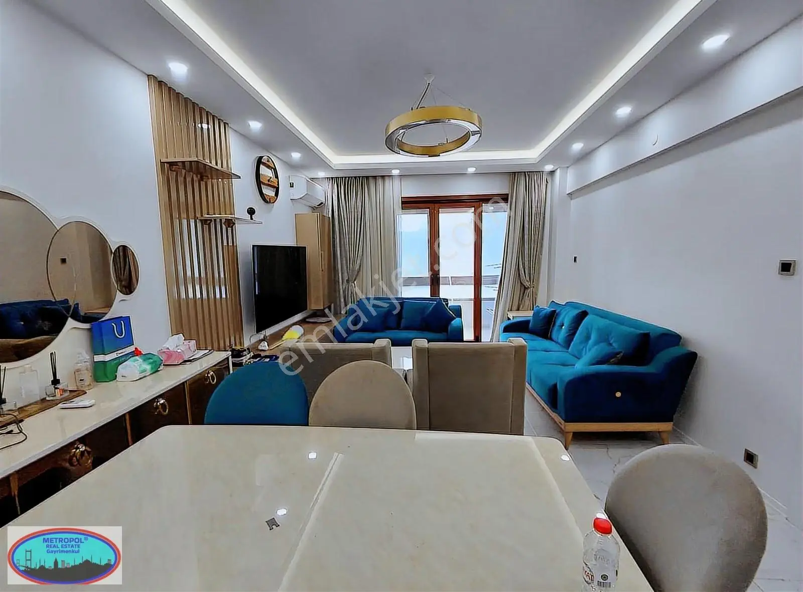 Şişli Mecidiyeköy Ortaklar Metro Çıkışı Lüks Dekorlu Ofis/konuta