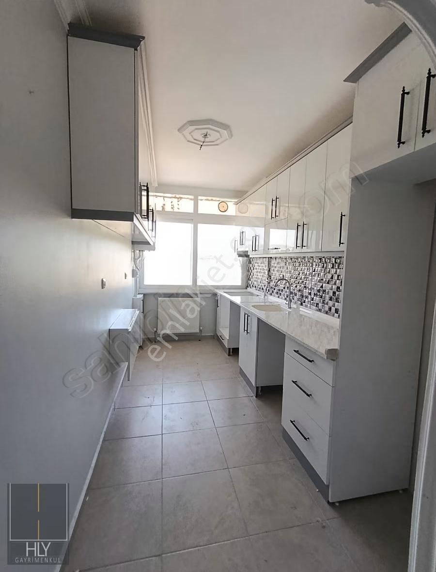 Hly Gayrimenkulden Göçmen Konutlarında Kiralık 2+1 Daire - Görsel 8