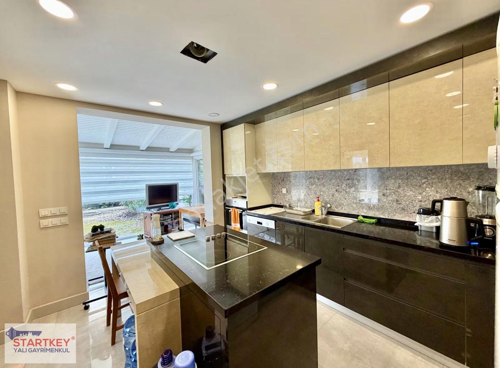 Güzelbahçe Dört Mevsim Konaklarında Satılık Müstakil 4+1 Villa - Görsel 18